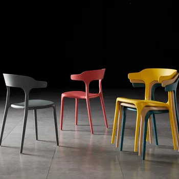 Дизайнерски трапезни столове в скандинавски стил, Съвременни средства за пестене на място, Индивидуални трапезни столове за ресторанта, ергономична кухненски модерни мебели HY